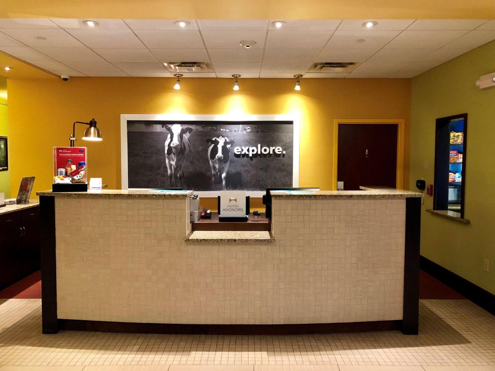 Hampton Inn And Suites Woodstock, Virginia Εξωτερικό φωτογραφία